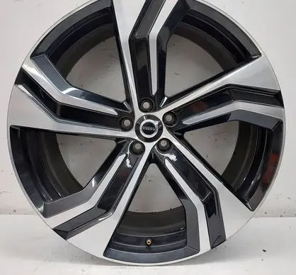 Volvo XC90 R22 alloy rim 32209412