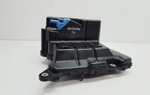 Audi A4 S4 B9 8W AdBlue liquid reservoir 8W0131878CD