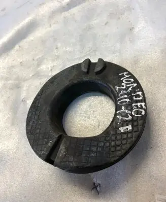 Ford Mondeo MK V Front coil spring rubber mount Dg905b718bxe