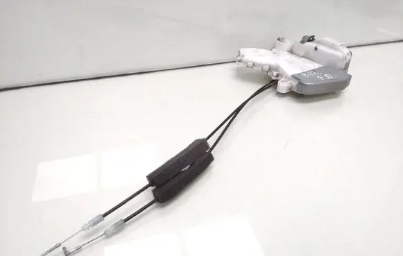 Honda CR-V Front door lock 72111swae1rhfr WF0014825 Swachg0d15
