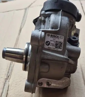 BMW X3 G01 Fuel injection high pressure pump 0445010775