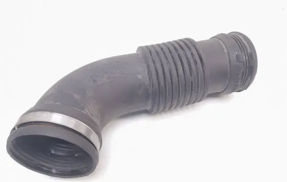 Renault Master III Turbo air intake inlet pipe/hose 165763705R