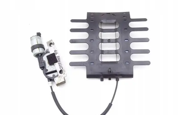 Porsche Cayenne (9Y0 9Y3) Seat adjustment motor 8903100A01