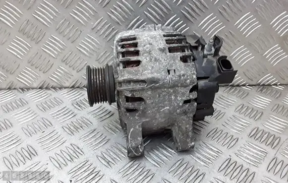 Ford Focus Generator/alternator AV6N10300DC