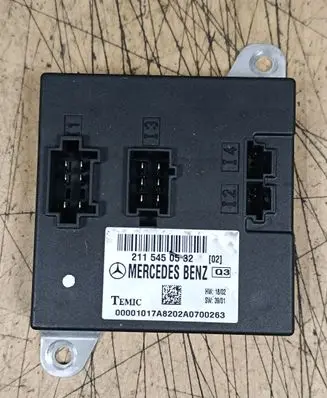 Mercedes-Benz E W211 Comfort/convenience module 2115450532