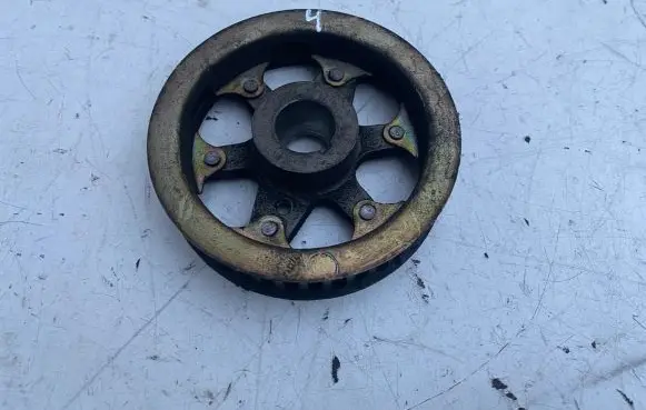 Toyota Previa (XR30, XR40) II Fuel pump gear (pulley) 