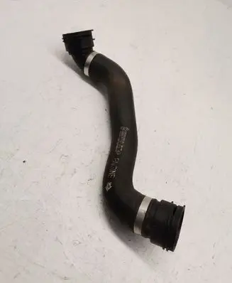 Mercedes-Benz C W205 Engine coolant pipe/hose A2055013182