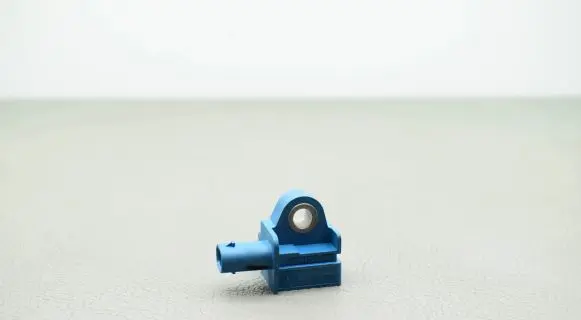 Audi Q3 8U Airbag deployment crash/impact sensor 5K0959351A