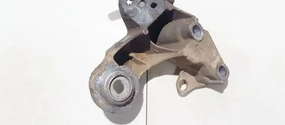 Audi A6 S6 C5 4B Engine mounting bracket 8e0199352f