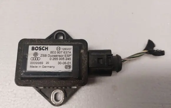 Audi A4 S4 B6 8E 8H ESP acceleration yaw rate sensor 8E0907637A