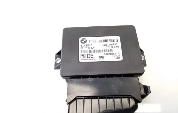 BMW 5 F10 F11 Hand brake control module 32620257