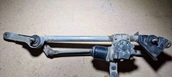 Subaru Outback Front wiper linkage and motor