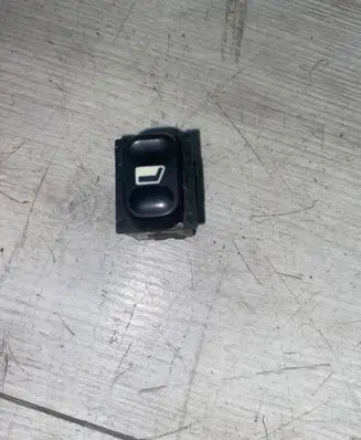 Citroen Berlingo Quarter vent window switch 