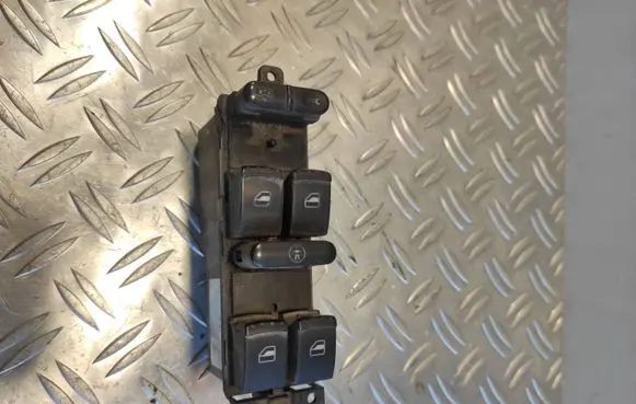 Volkswagen PASSAT B5 Electric window control switch 3B4989793