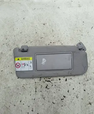 SsangYong Rodius Sun visor
