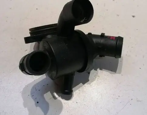 Audi A1 Thermostat/thermostat housing 03L121111S