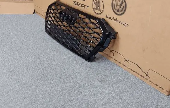 Audi Q3 F3 Front bumper upper radiator grill 83F853651BCKA 83F853651B 83F853651A