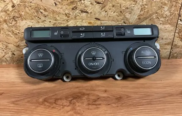 Volkswagen PASSAT B6 Climate control unit 74677533