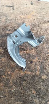 Renault Laguna III Fender mounting bracket LAGUNAIII410018D02