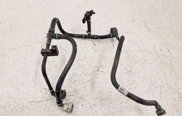 Ford C-MAX II Fuel line pipe HM539D683 HM539D683AC HU5A9C052