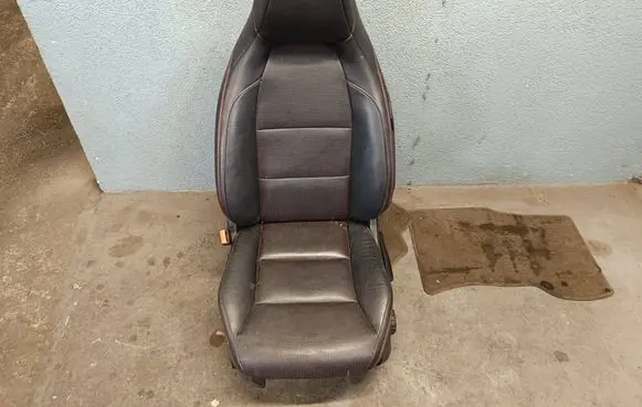 Mercedes-Benz CLA C117 X117 W117 Front passenger seat 
