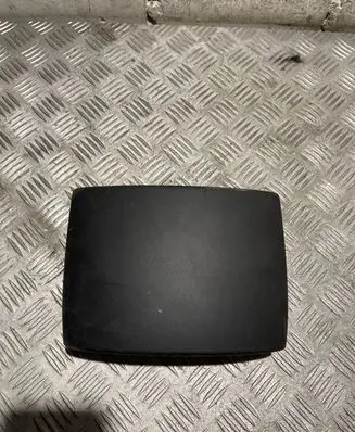Steering wheel column trim