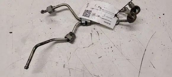 Volvo V70 Fuel line pipe