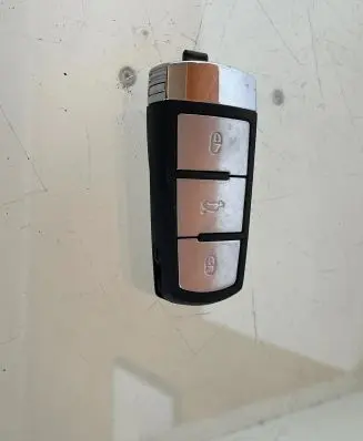 Volkswagen PASSAT B6 Ignition key/card 
