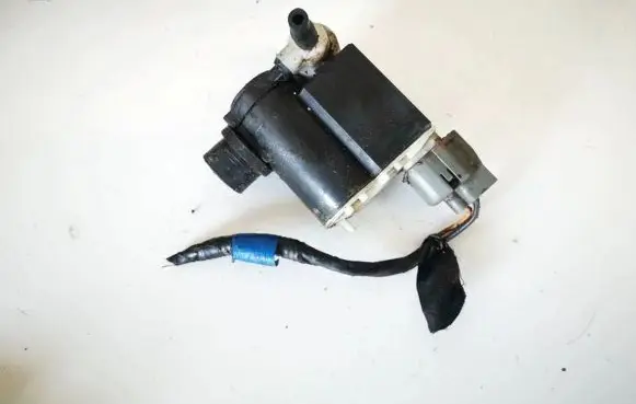 Hyundai i30 Windscreen/windshield washer pump