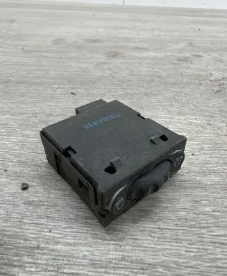 Renault Scenic II - Grand scenic II Headlight level height control switch 7700841255