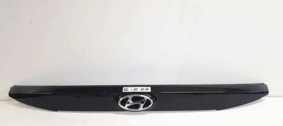 Hyundai i20 (BC3 BI3) Trunk door license plate light bar 87310-Q0000