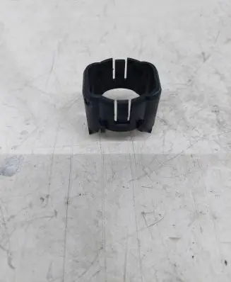 Opel Signum Front parking sensor holder (PDC) 09231003 1036025942