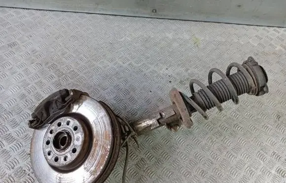 Volkswagen Tiguan Front wheel hub spindle knuckle