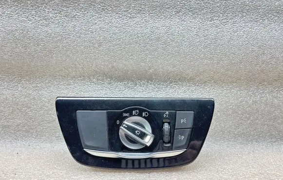 Light switch