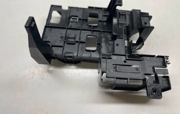 Audi A8 S8 D5 Engine control unit holder 4N1907286A
