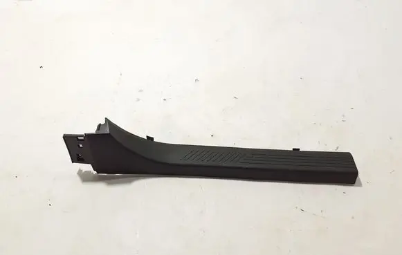 Renault 5 E-Tech Front sill trim cover 769522687R