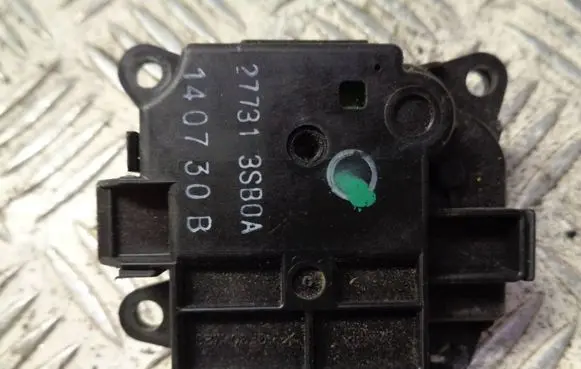 Nissan Pulsar Air flap motor/actuator 277313SB0A 140730B
