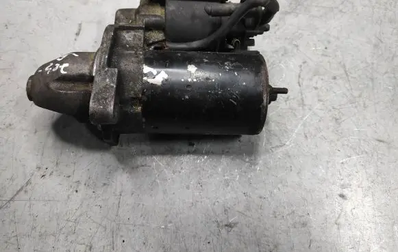 Volkswagen PASSAT B5 Starter motor 0001107050