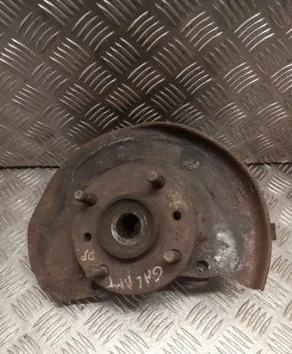 Mitsubishi Galant Front wheel hub