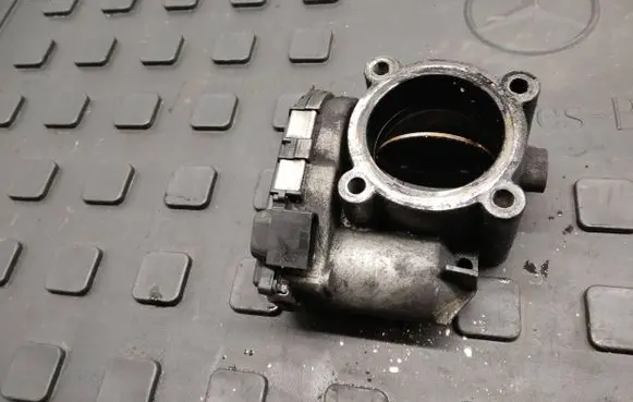 Mercedes-Benz GLK (X204) Throttle valve A6420900270 0281002894 000581184