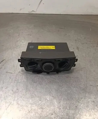 Opel Antara Climate control unit DYC061127031 96834887