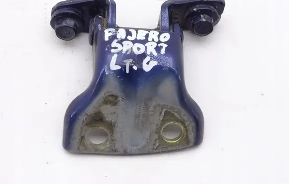 Mitsubishi Pajero Rear door hinge set MITSUBISHI_PAJERO_SPORT_ZAWIAS_DRZWI_LEWY_TYŁ_GÓRA_GÓRNY