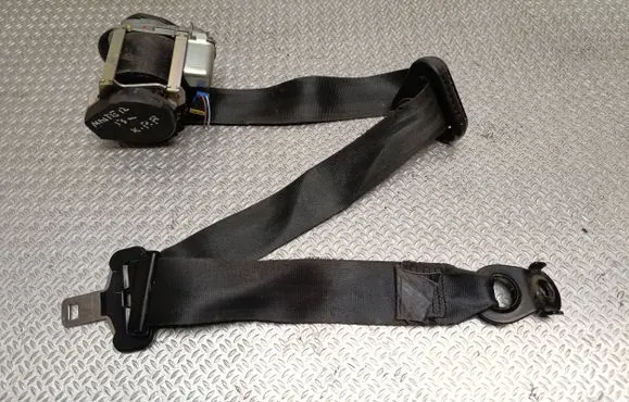 Renault Master III Front seatbelt B507743 E3530