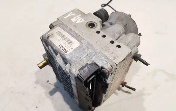 Volvo S40, V40 ABS Pump 0265216017 0273004125