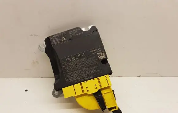Mercedes-Benz C W205 Airbag control unit/module A2059008618