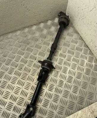 Jeep Grand Cherokee (WJ) Steering column universal joint