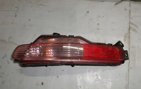 Infiniti EX Rear bumper light 