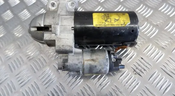 BMW 5 F10 F11 Starter motor 8506657