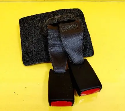 Honda Jazz Rear seatbelt buckle 