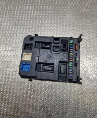 Peugeot 207 BSM Control unit 9664983080 22661F01